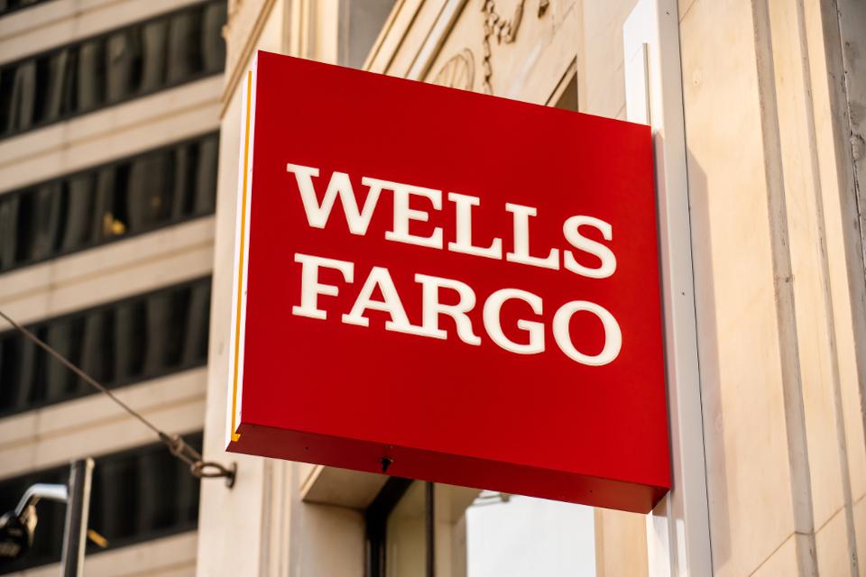 How to Apply for a Wells Fargo Rewards Card and Earn Bonus Points