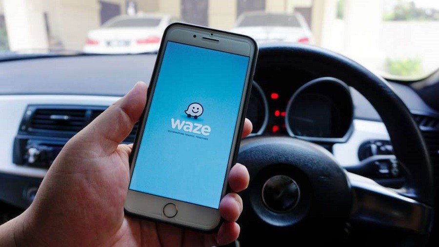 How To Use And Download Waze App