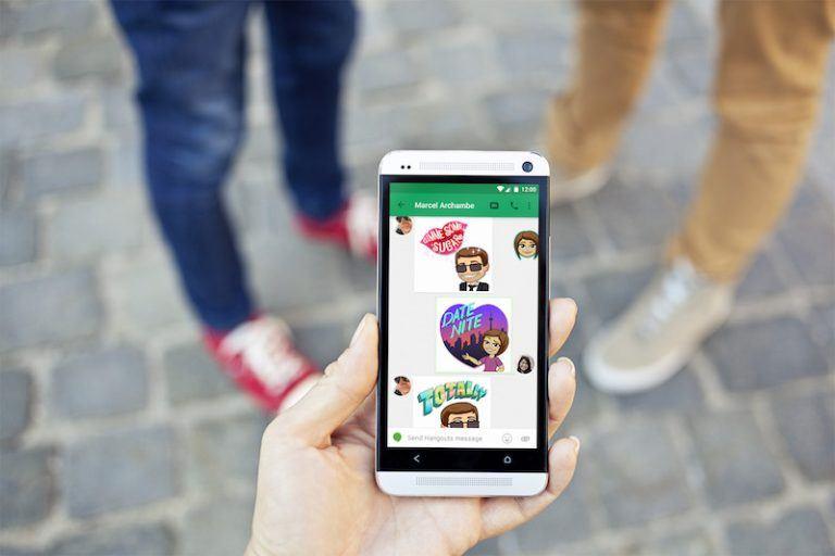 How to Download the Bitmoji App