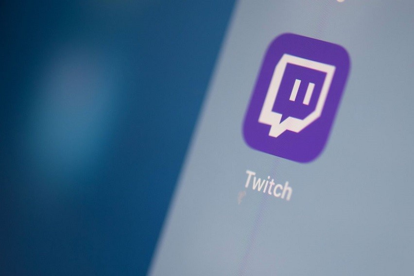 how to download twitch app