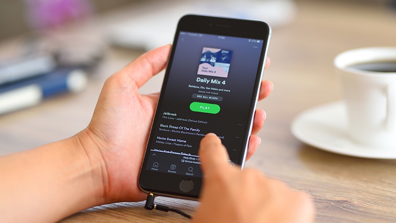 Make a Custom Playlist by Downloading the Spotify App