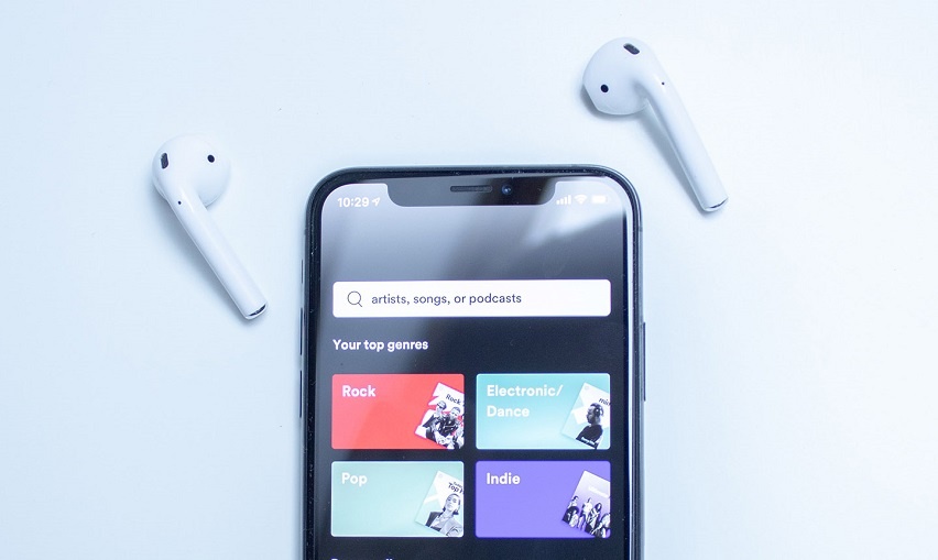Make a Custom Playlist by Downloading the Spotify App