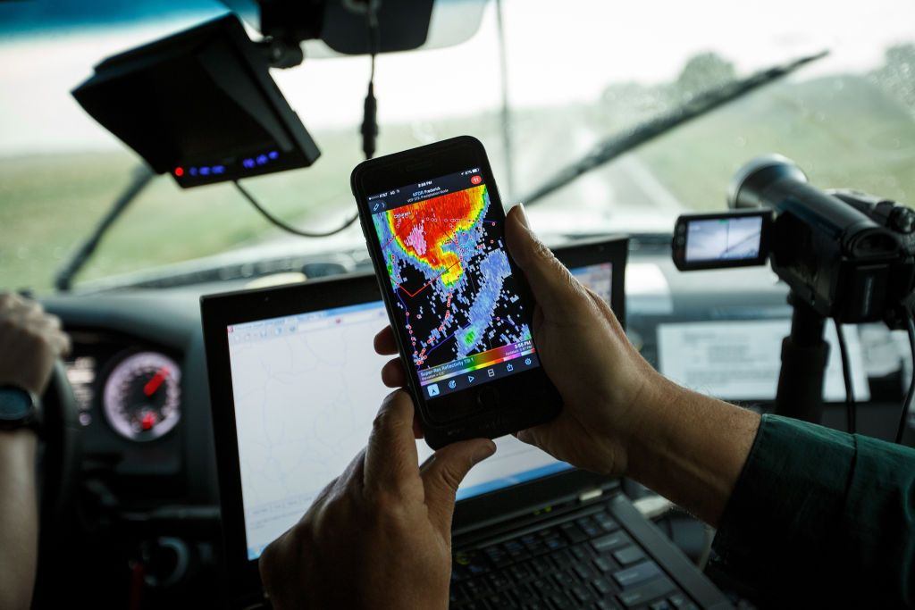 Check Out The Best Weather Apps - Learn How To Download