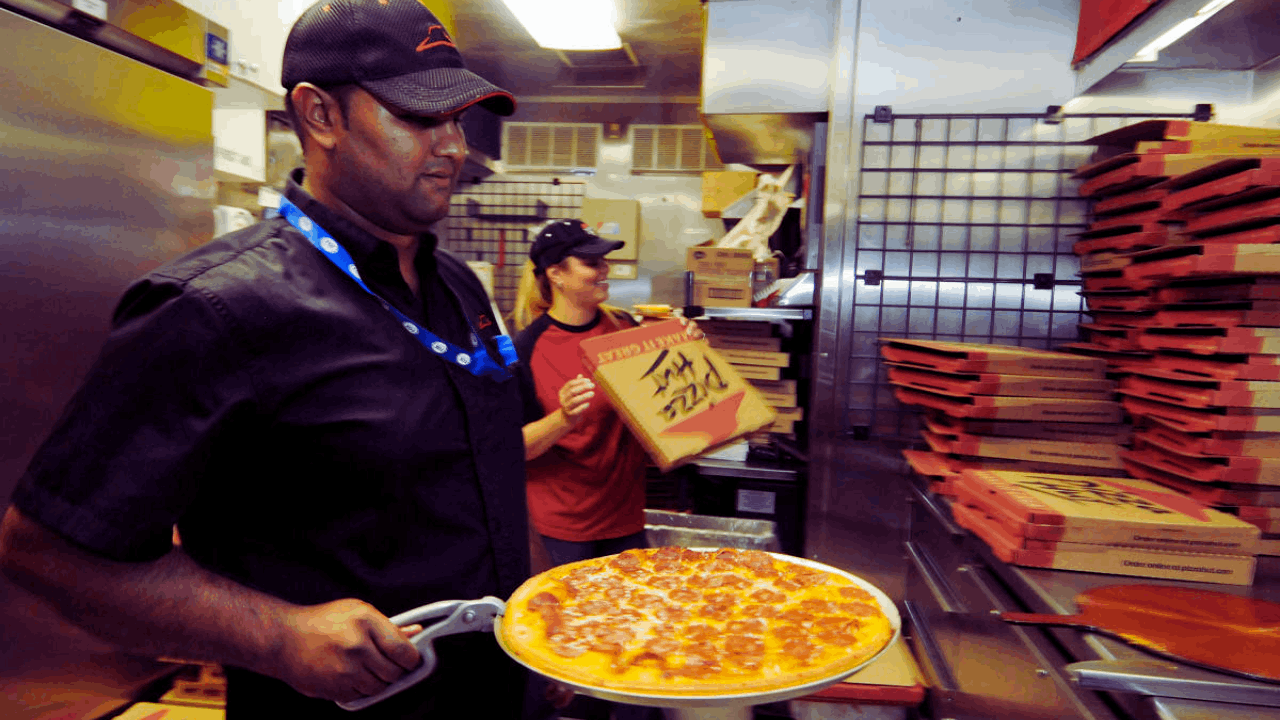 Pizza Hut Team: Learn How to Apply for Job Vacancies