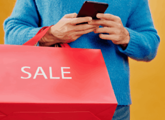 What Your Shopping Style Reveals About Your Wealth